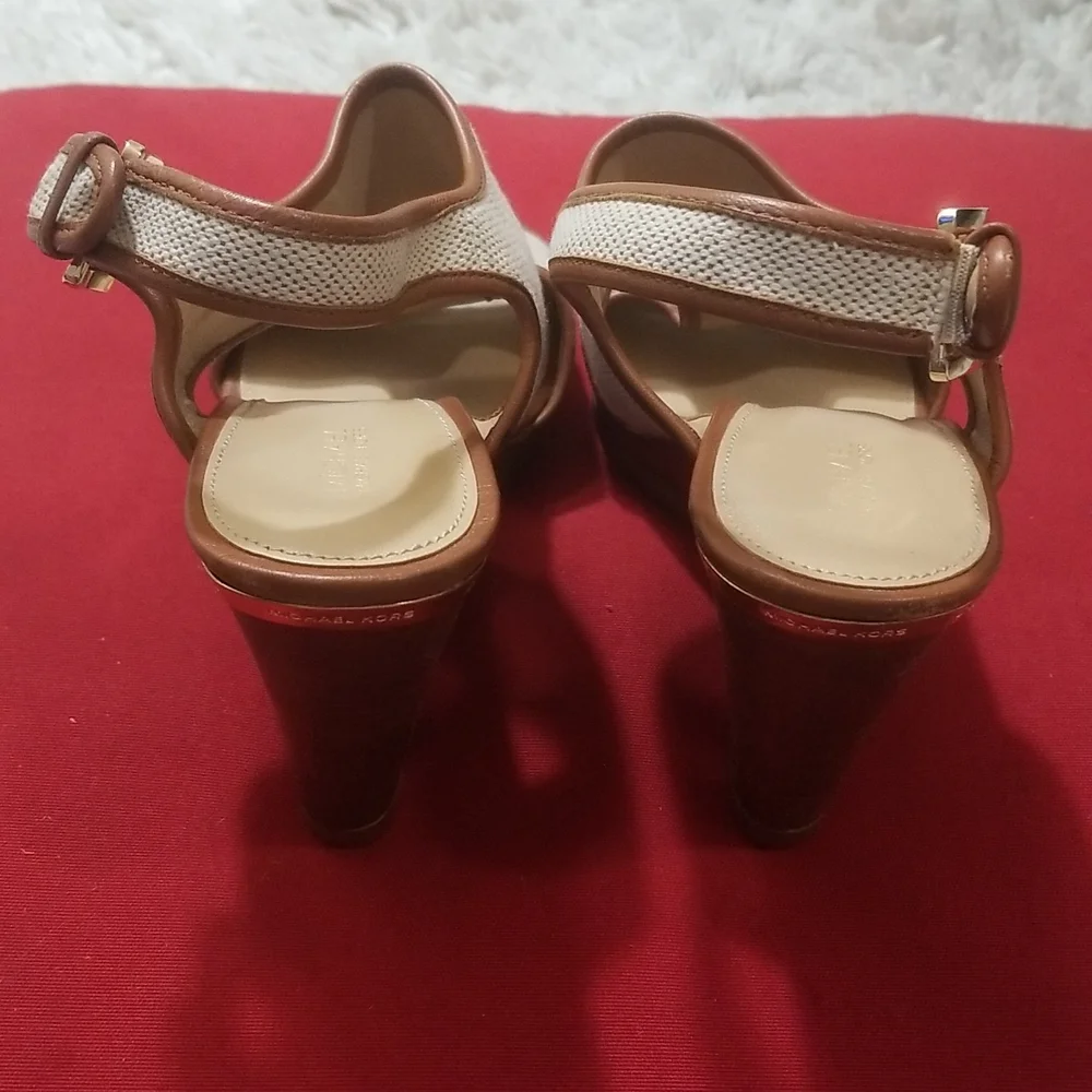 MICHAEL KORS WEDGE SANDALS - Picture 4 of 10